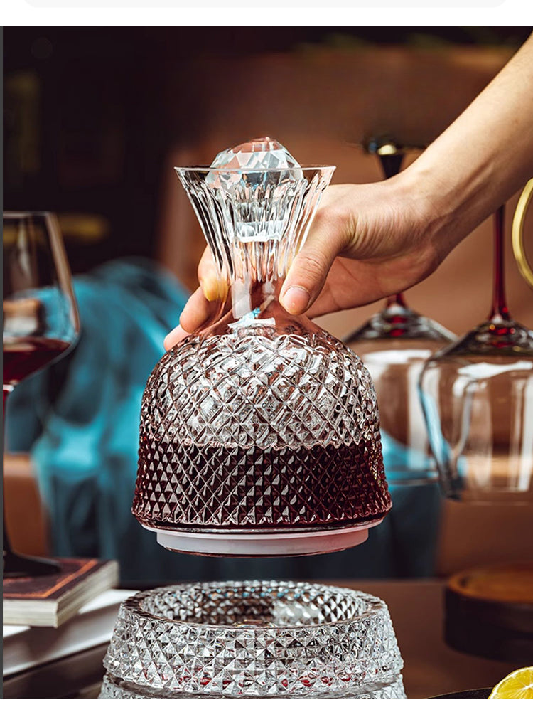 European high-end red wine glass rotating crystal wine decanter wine set
