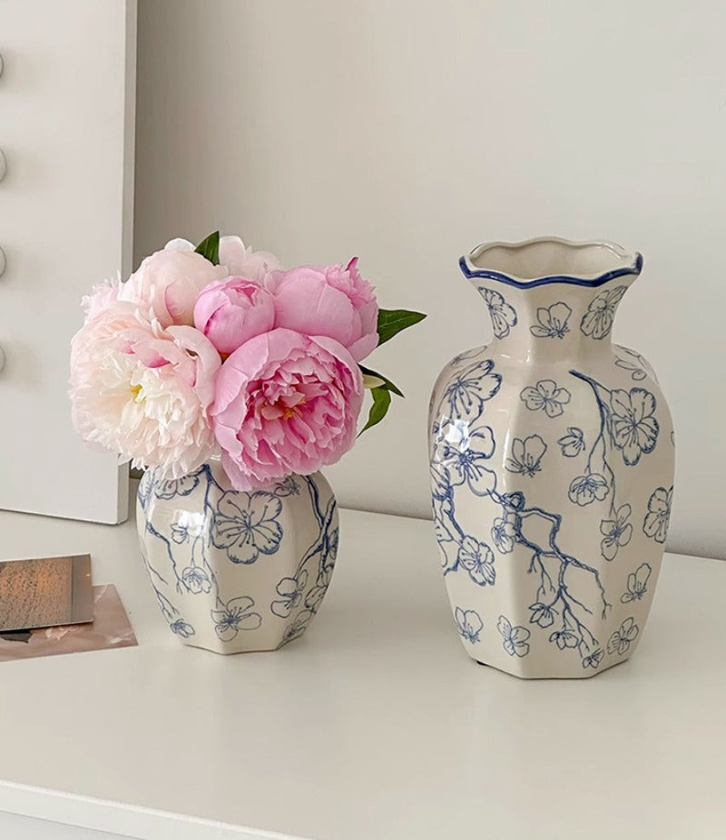 Vase New Chinese Medieval Blue and White Porcelain Retro Ceramic Flower Arranger Living Room | Man Tang