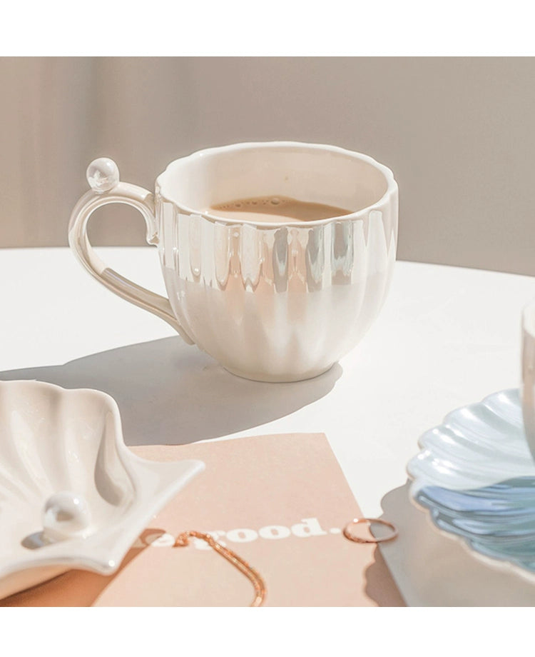 Cup set for household high-end exquisite ceramic shell coffee cup and saucer set | pearl light