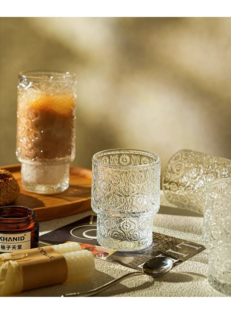 Niche medieval relief glass bubble juice cup beer cup | locust flower