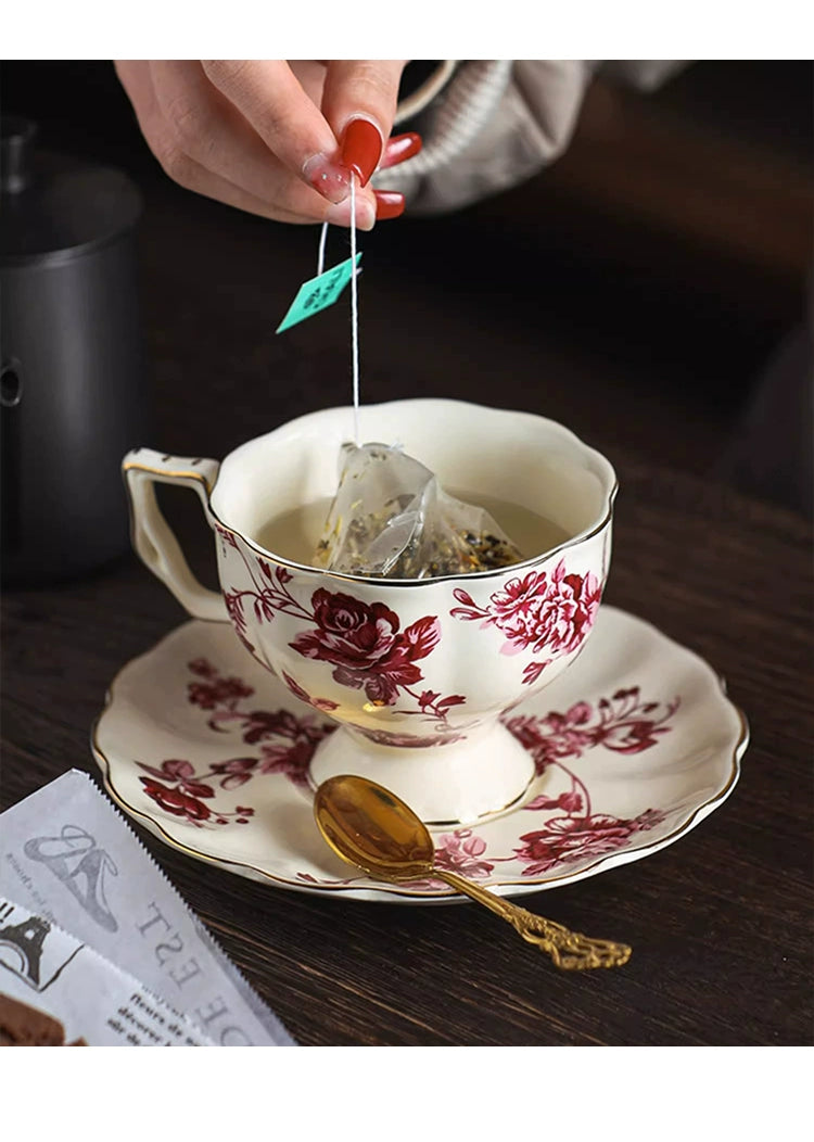 Cup set European coffee cup and saucer set ceramic blue and white porcelain high-end exquisite | French
