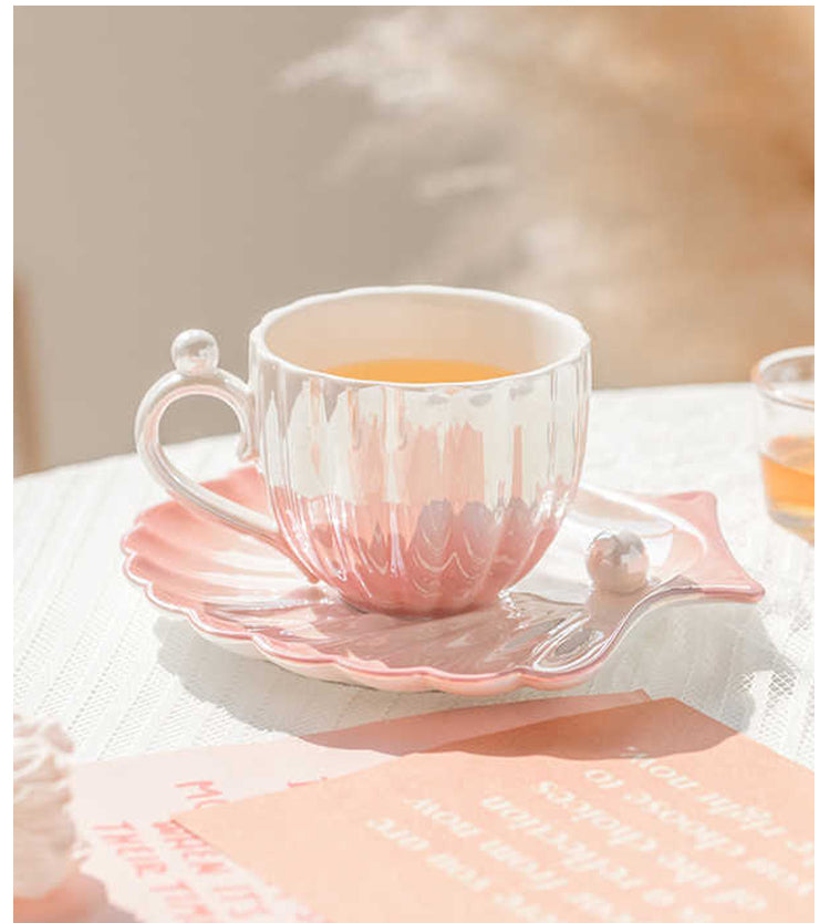 Cup set for household high-end exquisite ceramic shell coffee cup and saucer set | pearl light
